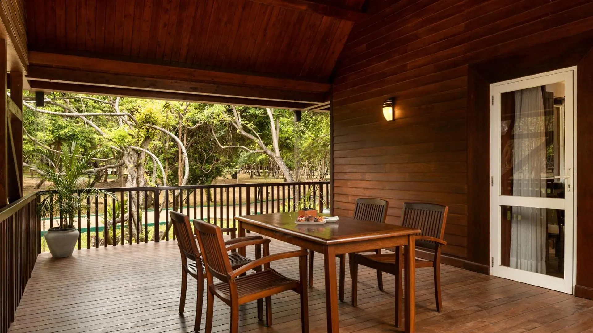 Occidental Paradise Dambulla Sigiriya Hotel